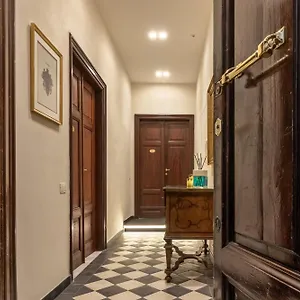 Oldoini Luxury And Affittacamere La Spezia